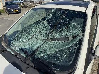 Ford Ka 1.2 Titanium X picture 14