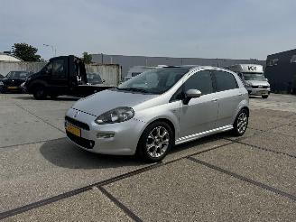 škoda osobní automobily Fiat Punto Evo 0.9 Twin Air Lounge 2014/6