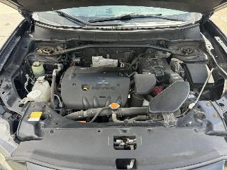 Mitsubishi Outlander 2.0 Intro Edition picture 12