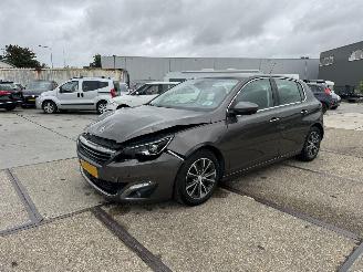 Coche accidentado Peugeot 308 1.6 THP Allure 2014/6