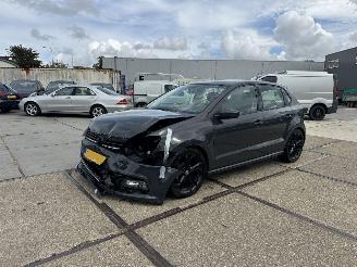 Vaurioauto  passenger cars Volkswagen Polo 1.2 TSI Comf. Line 2017/3