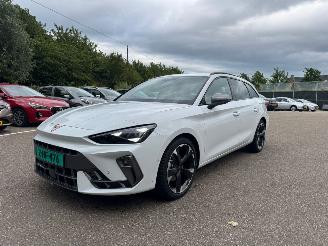 Schadeauto Cupra Leon 150pk Led Leder Nieuwe Type 2025/5
