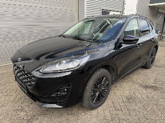 damaged passenger cars Ford Kuga Kuga 2.5 Duratec PHEV Vignale CVT Panorama 2022/3