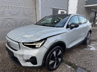 damaged passenger cars Volvo C-40 C40 Single Motor Extended Range Plus Dark 2023/10