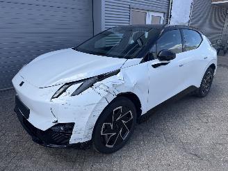 Schadeauto Lynk & Co 01 Lynk & Co 02 Core Electric pano rijdbaar 2025/9