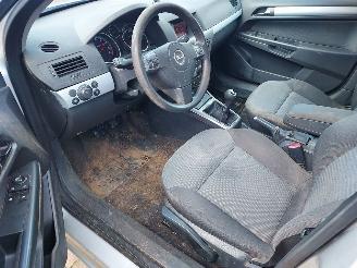 Opel Astra 1.6 + Apk VASTE PRIJS  550 euro picture 6