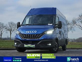 Käytettyjen commercial vehicles Iveco Daily 35S18 2019/10
