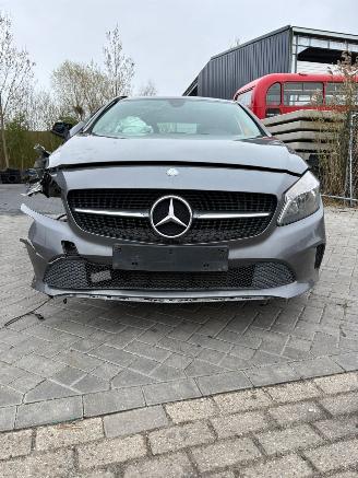 Mercedes  a160 picture 3