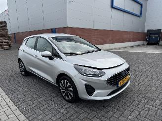 krockskadad bil auto Ford Fiesta 1.0 EcoBoost Titanium  Clima - Navi 2022/11