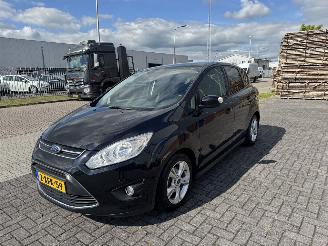 skadebil auto Ford C-Max 92Kw Navi Clima 2013/7