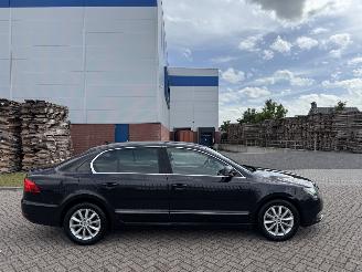 skadebil auto Skoda Superb 1.6 TDI 77Kw  Clima - Navi - Euro6 2015/1