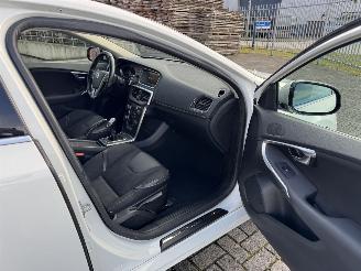 Volvo V-40 1.6 D2 Momentum picture 15
