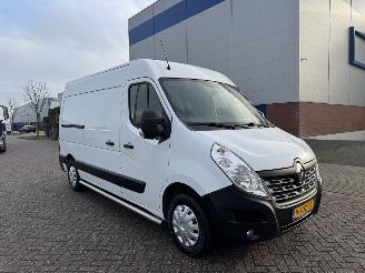 Renault Master 2.3 DCI L2-H2 Navi - Airco - Euro6 picture 4