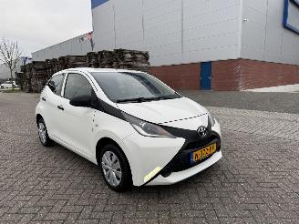 Avarii autoturisme Toyota Aygo 1.0 VVT-i 51Kw AIRCO 2015/9
