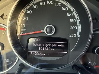 Volkswagen Up!  picture 22