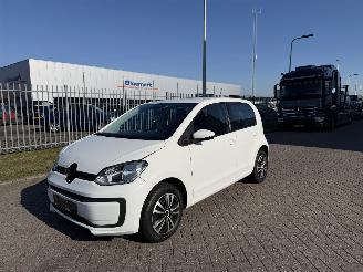 skadebil auto Volkswagen Up! 1.0 48kw Clima 2021/3