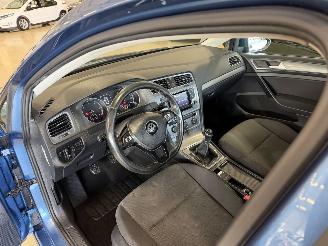 Volkswagen Golf 1.6 TDI 81kw AIRCO - NAVI picture 12