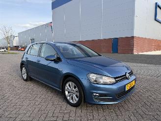 skadebil auto Volkswagen Golf 1.6 TDI 81kw AIRCO - NAVI 2014/12