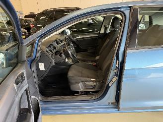 Volkswagen Golf 1.6 TDI 81kw AIRCO - NAVI picture 11