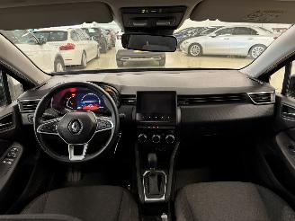 Renault Clio 1.6 E-Tech Hybrid 145 Equilibre picture 19