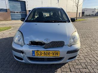 Toyota Yaris 1.0 VVT-i picture 9