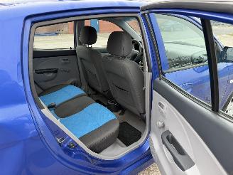 Kia Picanto 1.0 45Kw picture 14