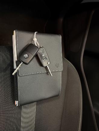 Volkswagen Up! 1.0 High Up AUTOMAAT picture 26