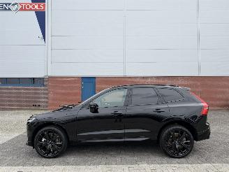 uszkodzony samochody osobowe Volvo Xc-60 2.0 T8 AWD Plug-in Hybrid Black Edition 2025/12