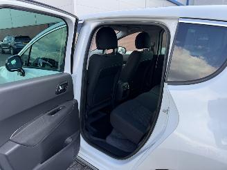 Peugeot 3008 2.0 HDI Hybrid4  Clima - Navi picture 11