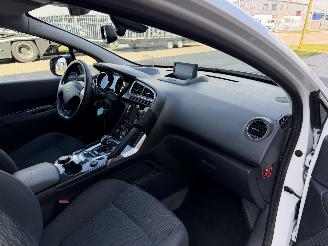 Peugeot 3008 2.0 HDI Hybrid4  Clima - Navi picture 20