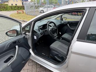 Ford Fiesta 1.25 60kw AIRCO picture 9