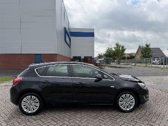 Auto incidentate Opel Astra 1.4 Edition 74Kw AIRCO 2013/6