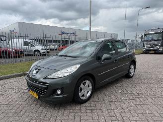 skadebil auto Peugeot 207 1.4 VTi Style AIRCO 2011/1