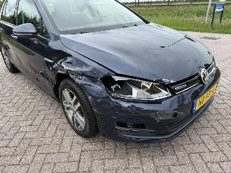 Volkswagen Golf 1.0 TSi 85Kw Clima - Navi picture 9