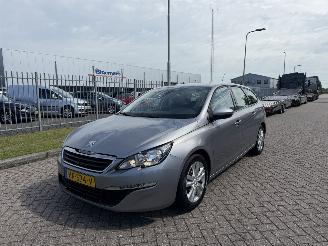 Coche accidentado Peugeot 308 1.6 BlueHDI 88kw Clima - Navi 2015/10