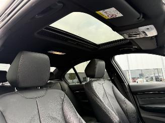 BMW 3-serie 330i M Sort picture 25