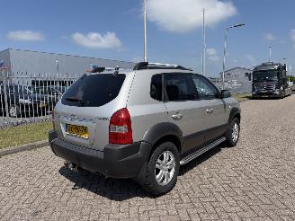 Hyundai Tucson 2.0 Style 104Kw  CLIMA picture 3