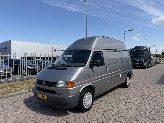 Vaurioauto  campers Volkswagen  TDI 65Kw 2000/1