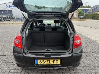 Renault Clio 1.2 TCE 74kw CLIMA picture 14