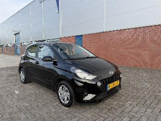 Coche accidentado Hyundai I-10 1.0 49kw AIRCO - NAVI 2022/10