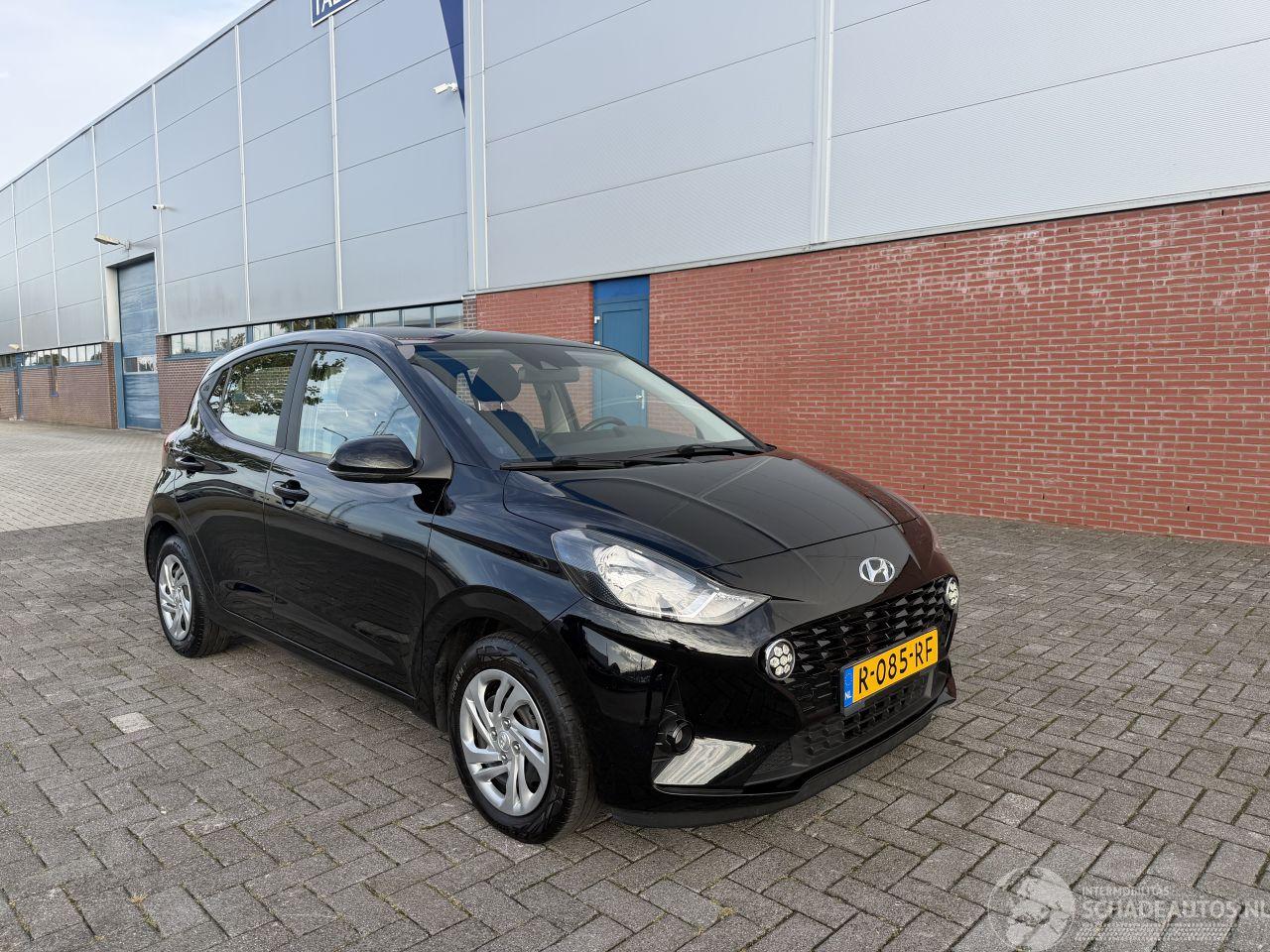 Hyundai I-10 1.0 49kw AIRCO - NAVI