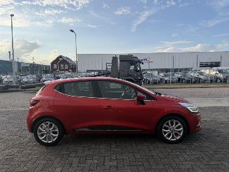 Schadeauto Renault Clio 0.9 TCe Intens NAVI 2017/1