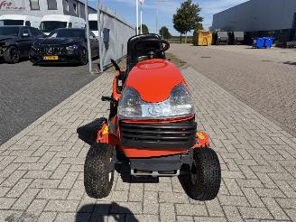 Kubota  T1670 Zitmaaier picture 10