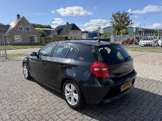 BMW 1-serie 118i 105kw picture 3