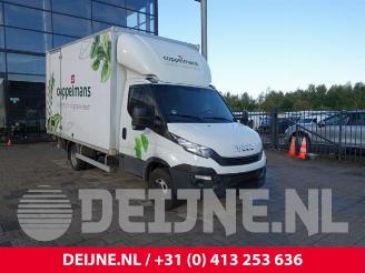 disassembly passenger cars Iveco New Daily New Daily VI, Van, 2014 33S14, 35C14, 35S14 2018/3