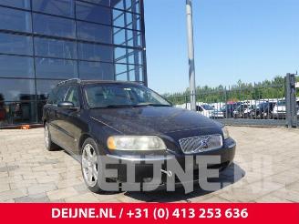 disassembly passenger cars Volvo V-70 V70 (SW), Combi, 1999 / 2008 2.4 D5 20V 2006/1