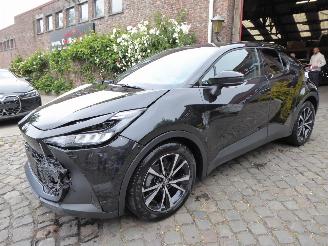 krockskadad bil auto Toyota CH-R 1.8 Hyb 2024/4
