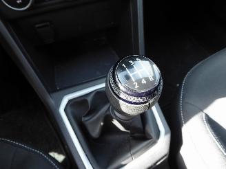 Dacia Sandero Expression picture 16