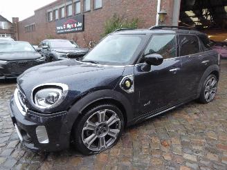 krockskadad bil auto Mini Countryman SE Countryman Cooper SE Trim All4 2021/11