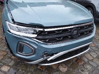 Volkswagen T-Roc Life picture 7